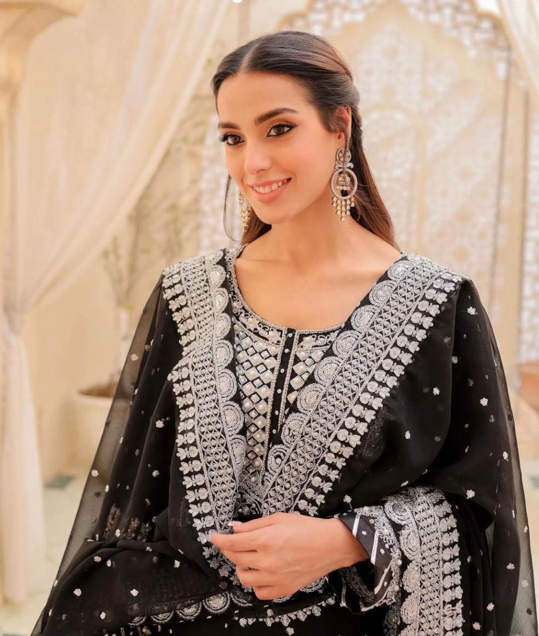 Luxury 3pc Embroidery Suit