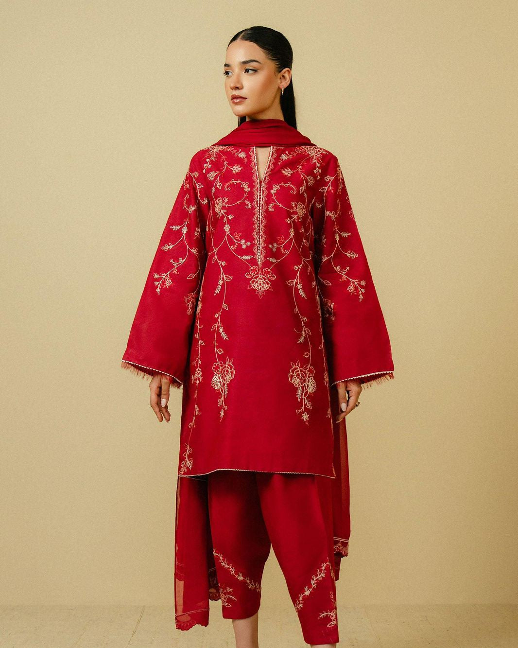 Lawn with Chiffon &nbsp;Emb Dopatta