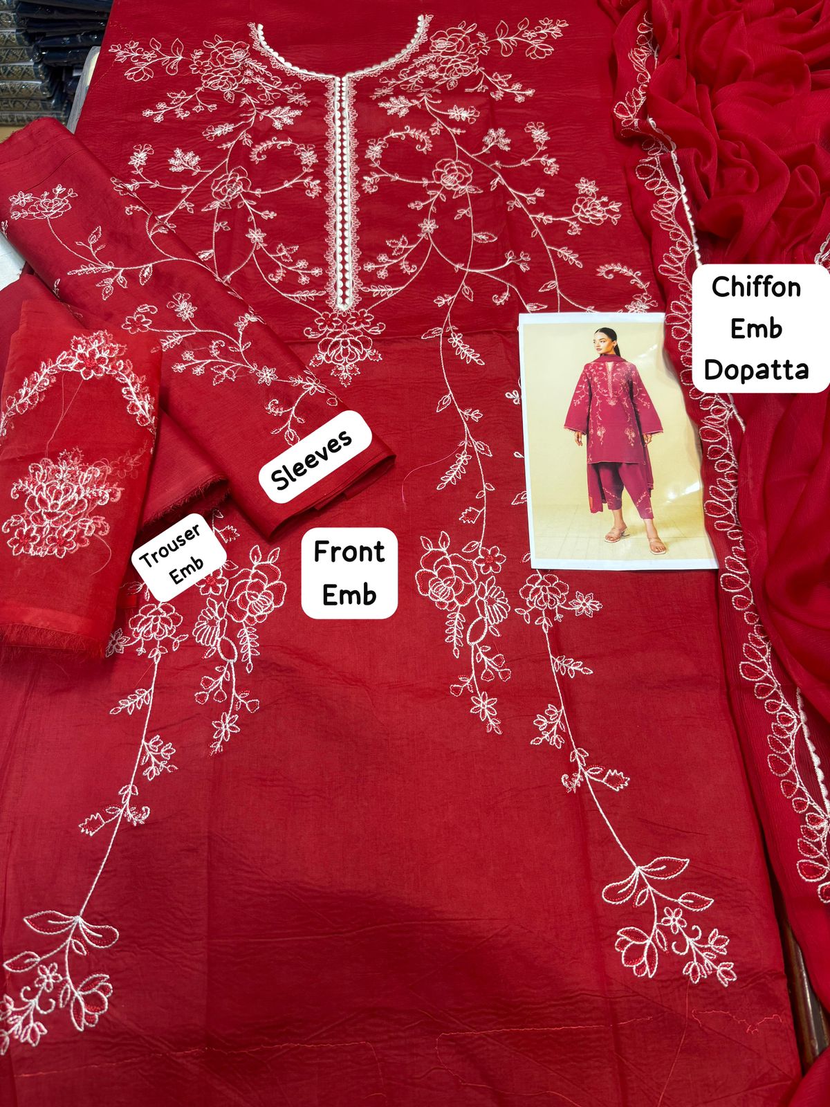 Lawn with Chiffon &nbsp;Emb Dopatta