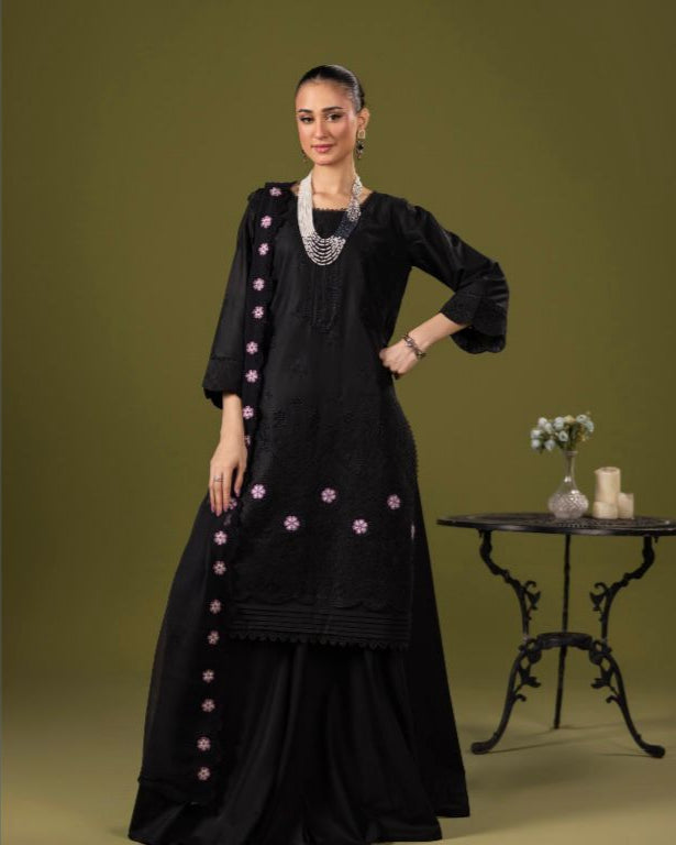 Luxury Lawn  3pc