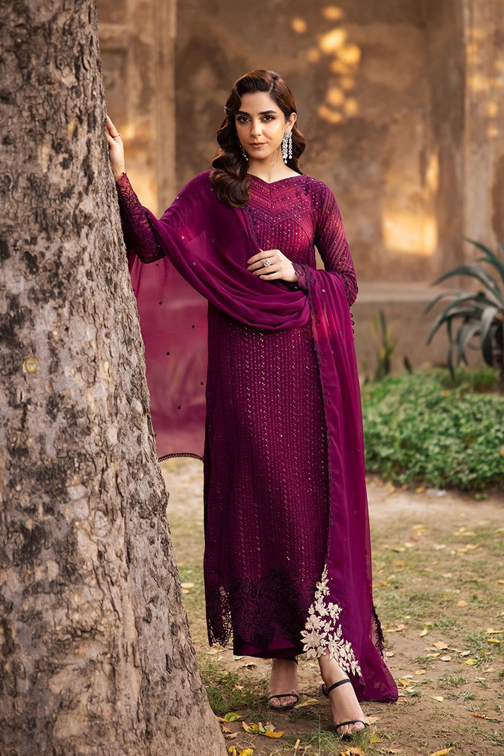 Luxry 3pc Fancy Emb Suit