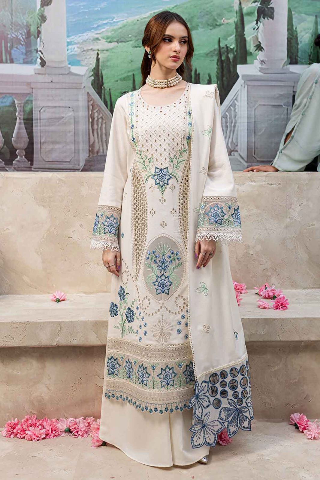 3Pc Embroidery Suit