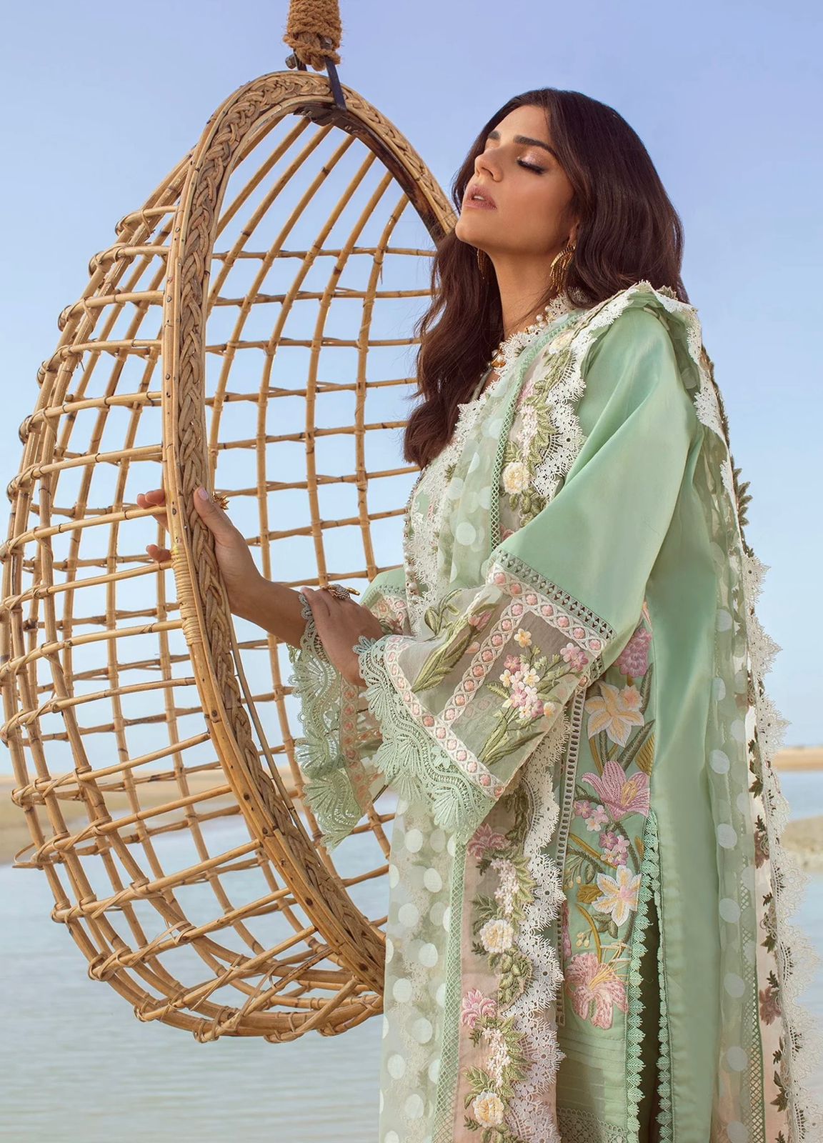 Luxury 3pc Embroidery Suit