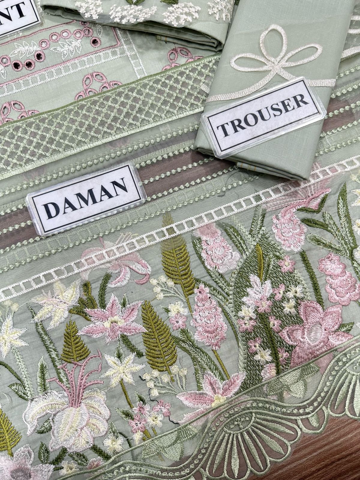 Luxury 3pc Embroidery Suit