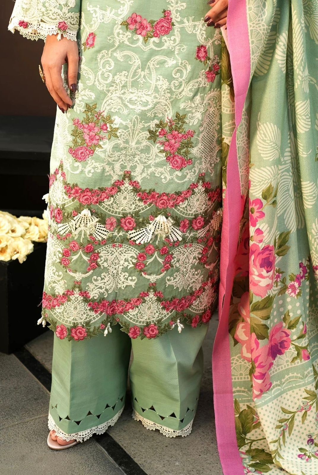 Luxury 3pc Embroidery Suit