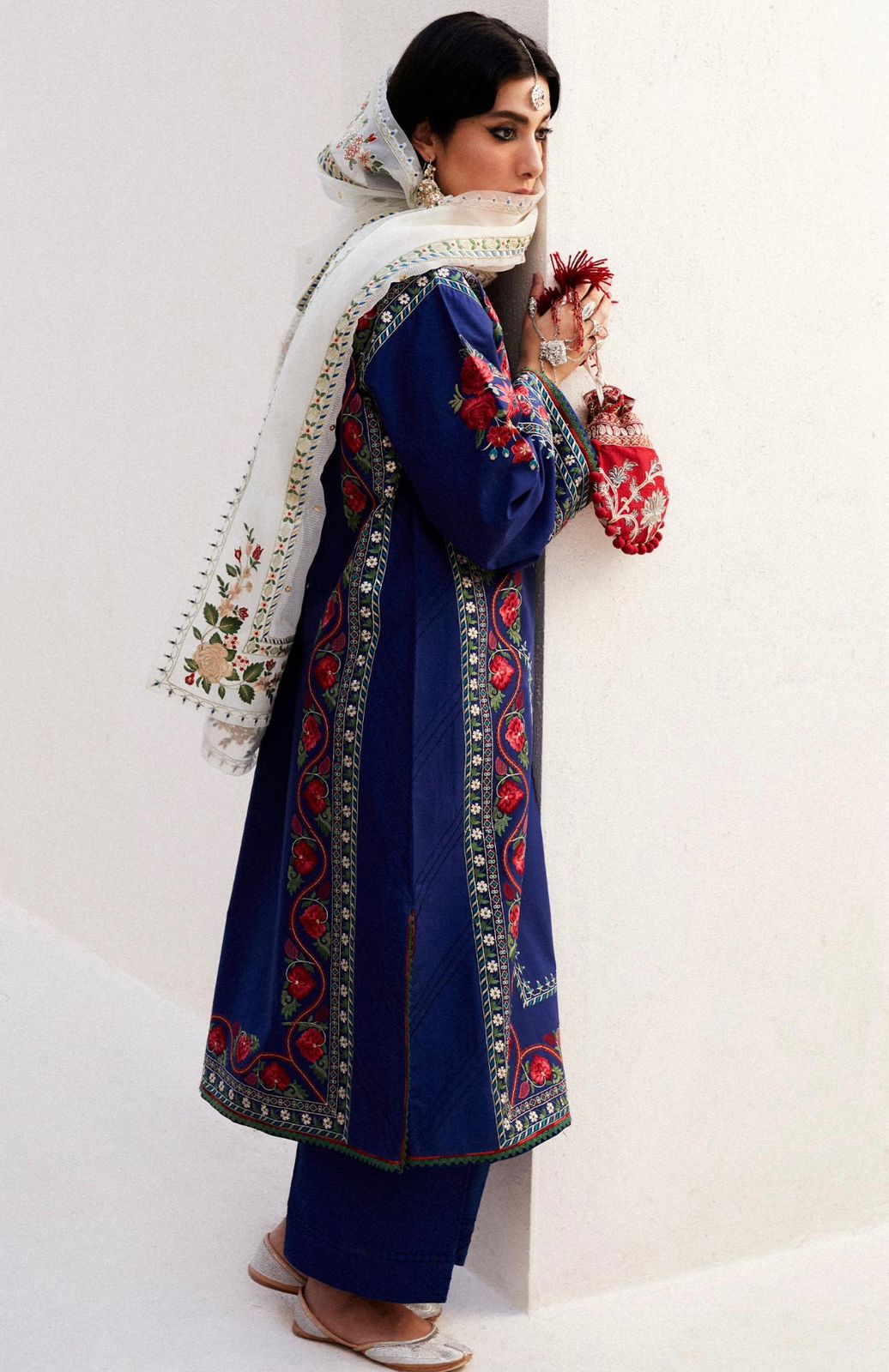 3pc Embroidery lawn Suit