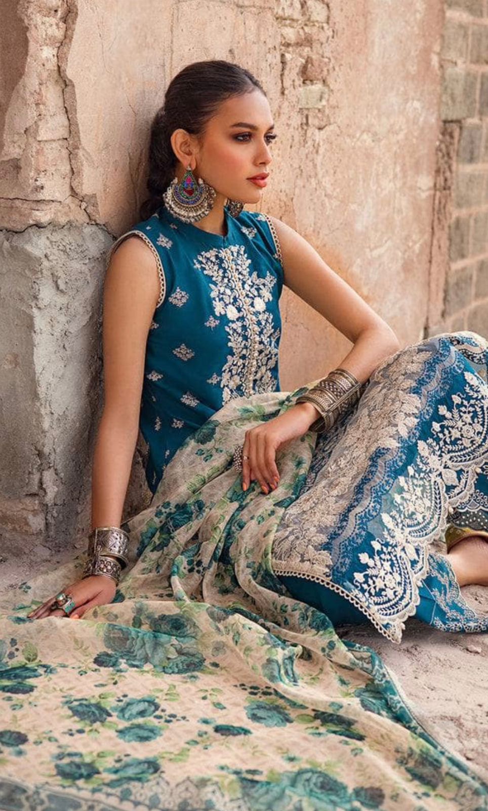 Luxury 3pc Embroidery Suit