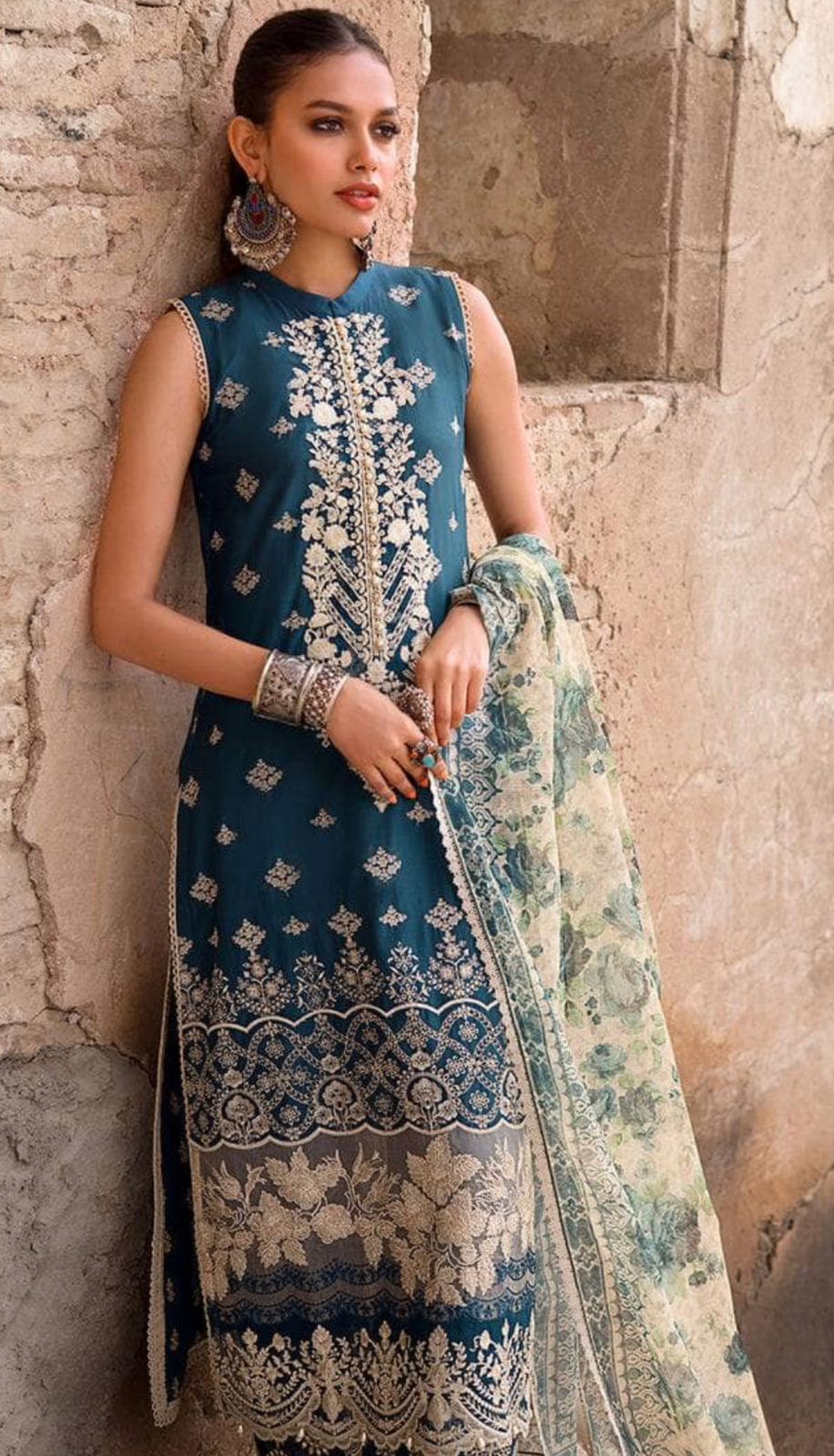 Luxury 3pc Embroidery Suit