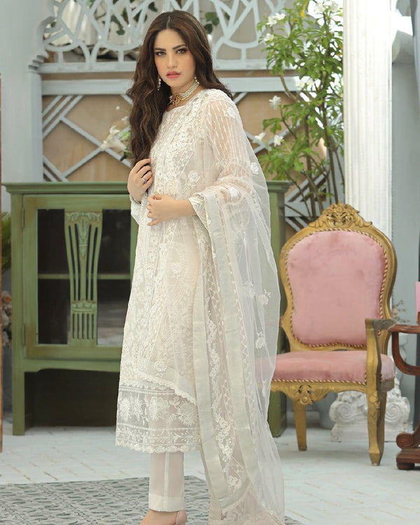 Luxury 3pc Emb Suit