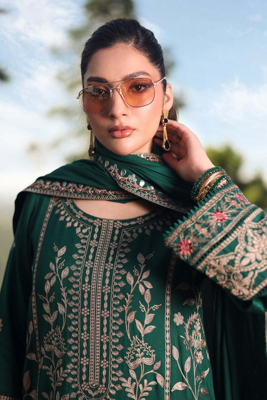 3Pc Embroidery Suit