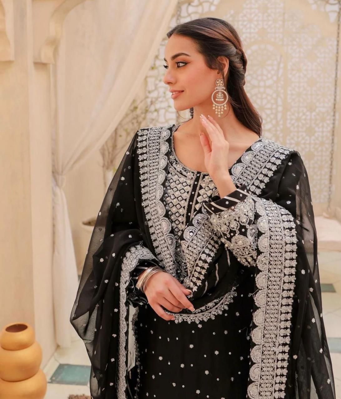 Luxury 3pc Embroidery Suit